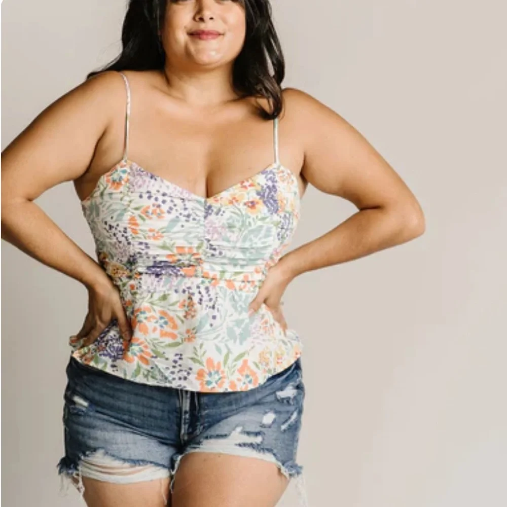 Mindy Mae's Market Large Peplum Tank Top in Floral Print, Was $33 - Picture 1 of 1